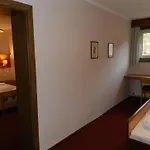 Locus Malontina Hotel *