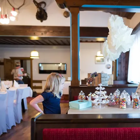 Locus Malontina Hotel *