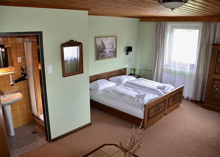 Locus Malontina Hotel *